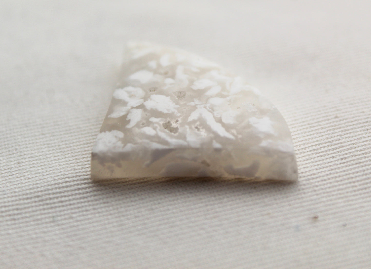 WHITE Sugar water flower Agate Cabochon gemstone