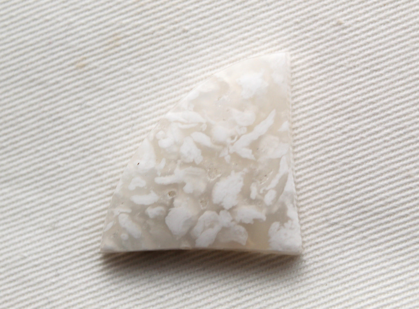 WHITE Sugar water flower Agate Cabochon gemstone