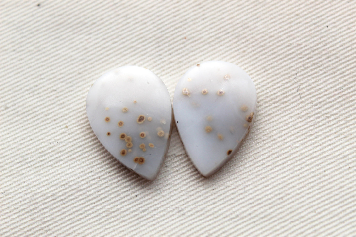 Polka Dot Agate Cabochon Gemstones Pear