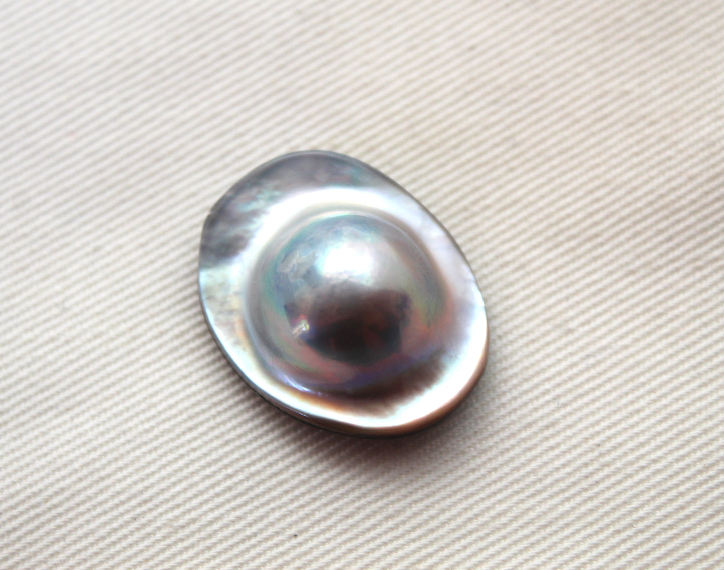 Une Perle de Tahiti Semi Ronde 11MM NON PERCEE