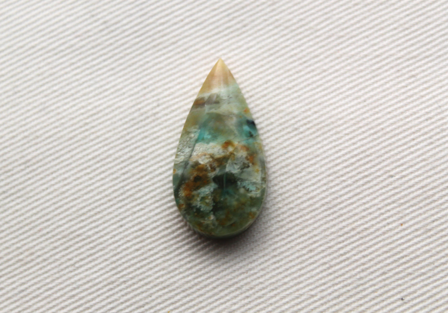 Opalized Wood Cabochon oval natural gemstone (Copie)