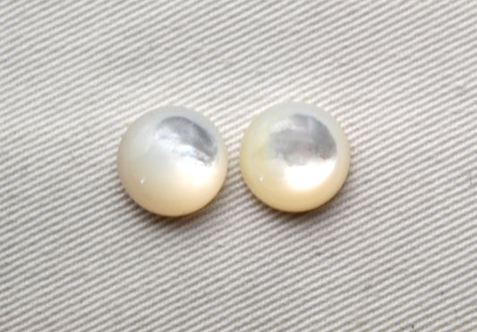 TWO Mother of Pearl cabochons Gemstones round 12MM