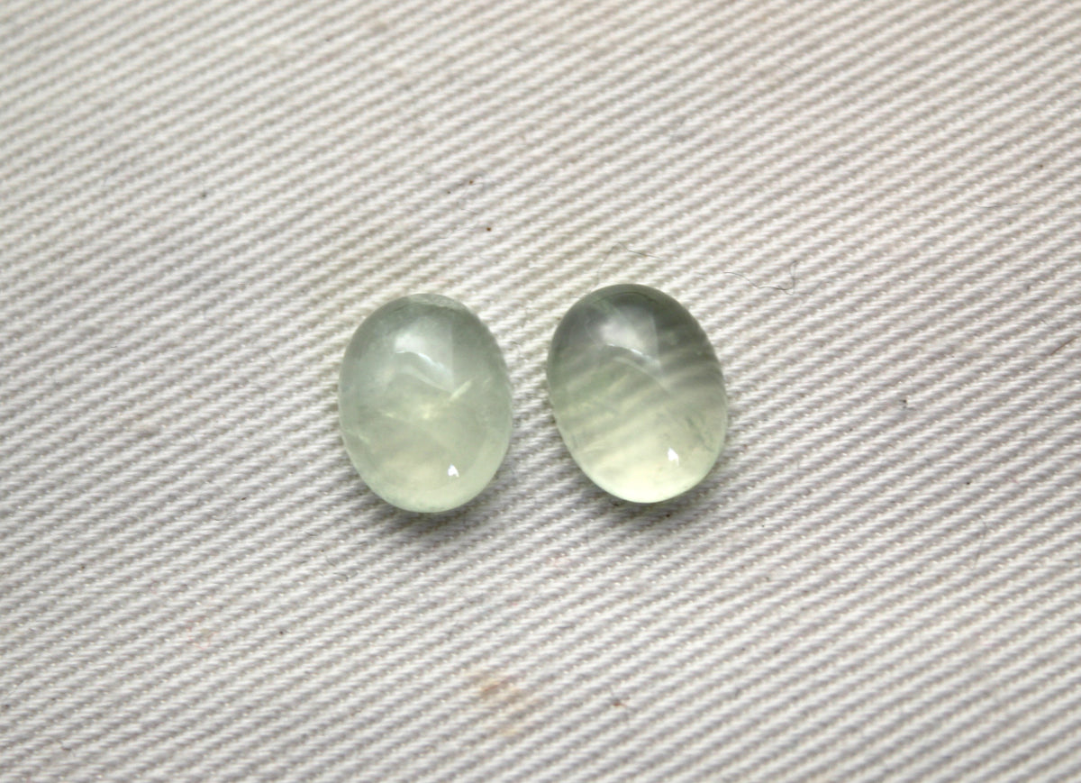 TWO prehnite cabochons Gemstones Oval 8x10MM