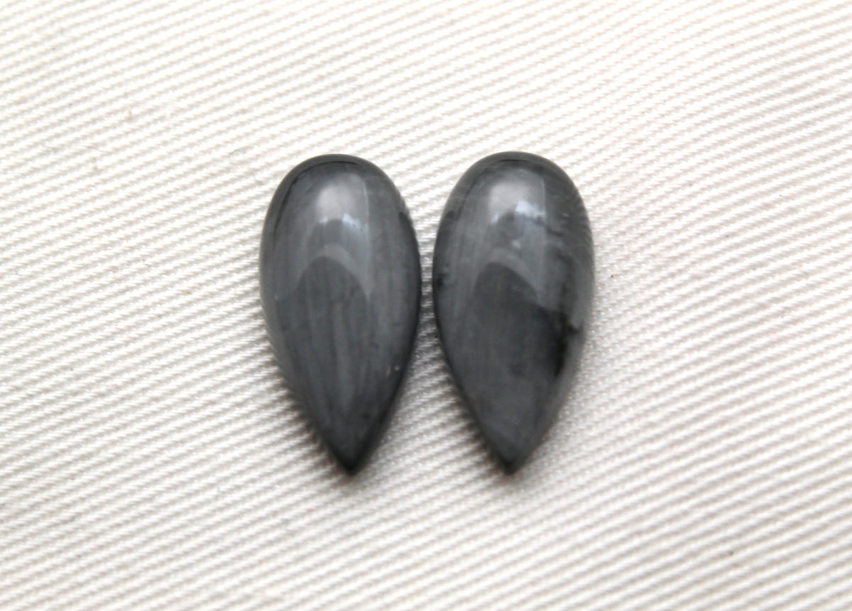 TWO Cabochon oeil de crapaud Gemstone gris larme 20x10MM