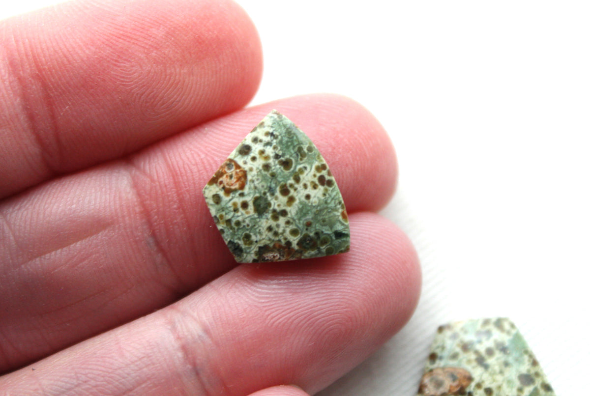 Small Green Olive Jasper Cabochon Pair Gemstone (Copie)