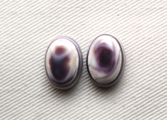 TWO Wampum Quahog Shell Oval 10x14MM
