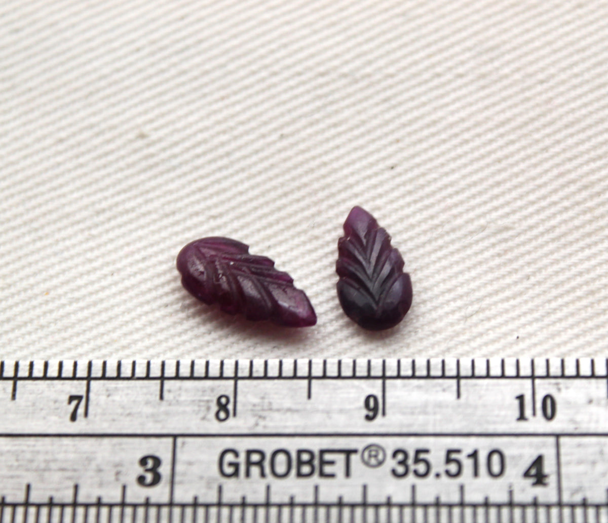 Lot of TWO  Mini Ruby Cabochons Engaved leaves