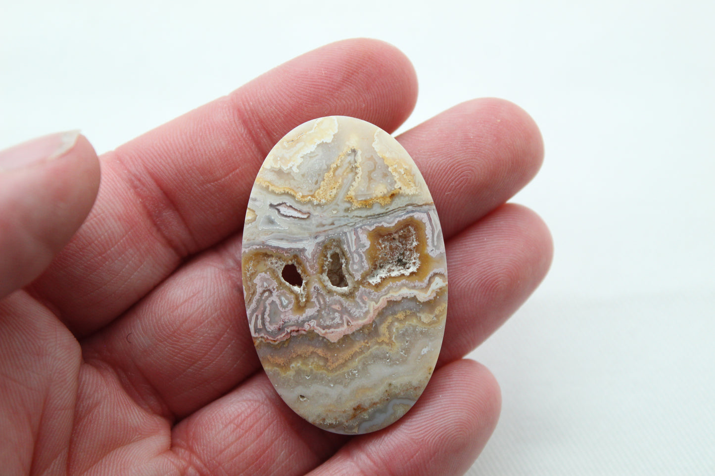 Grand Crazy Lace Agate Cabochon Gemstone ovale avec druzy