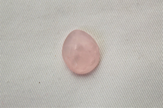 Forme libre quartz rose cabochon gemme rose