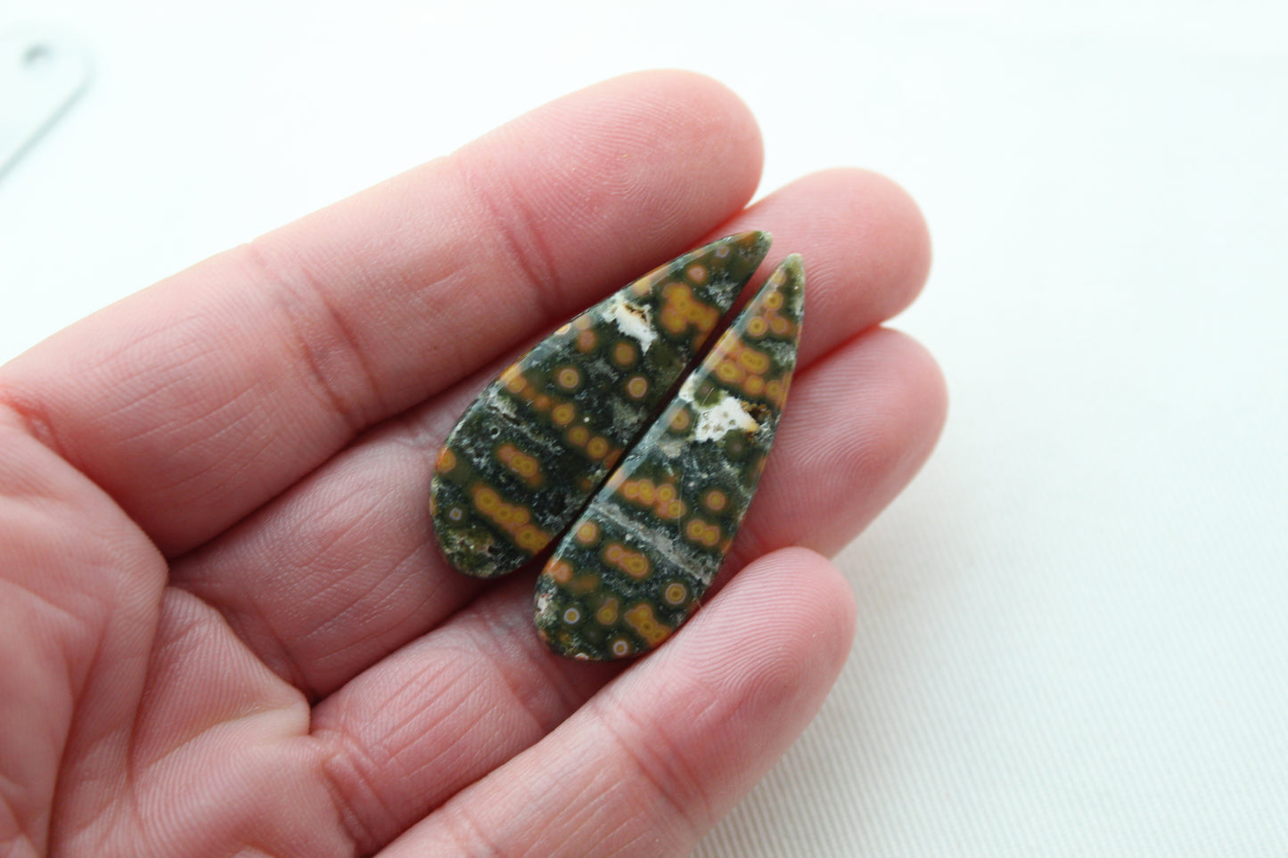 Ocean Jasper Cabochon Paire Gemstone vert orange blanc