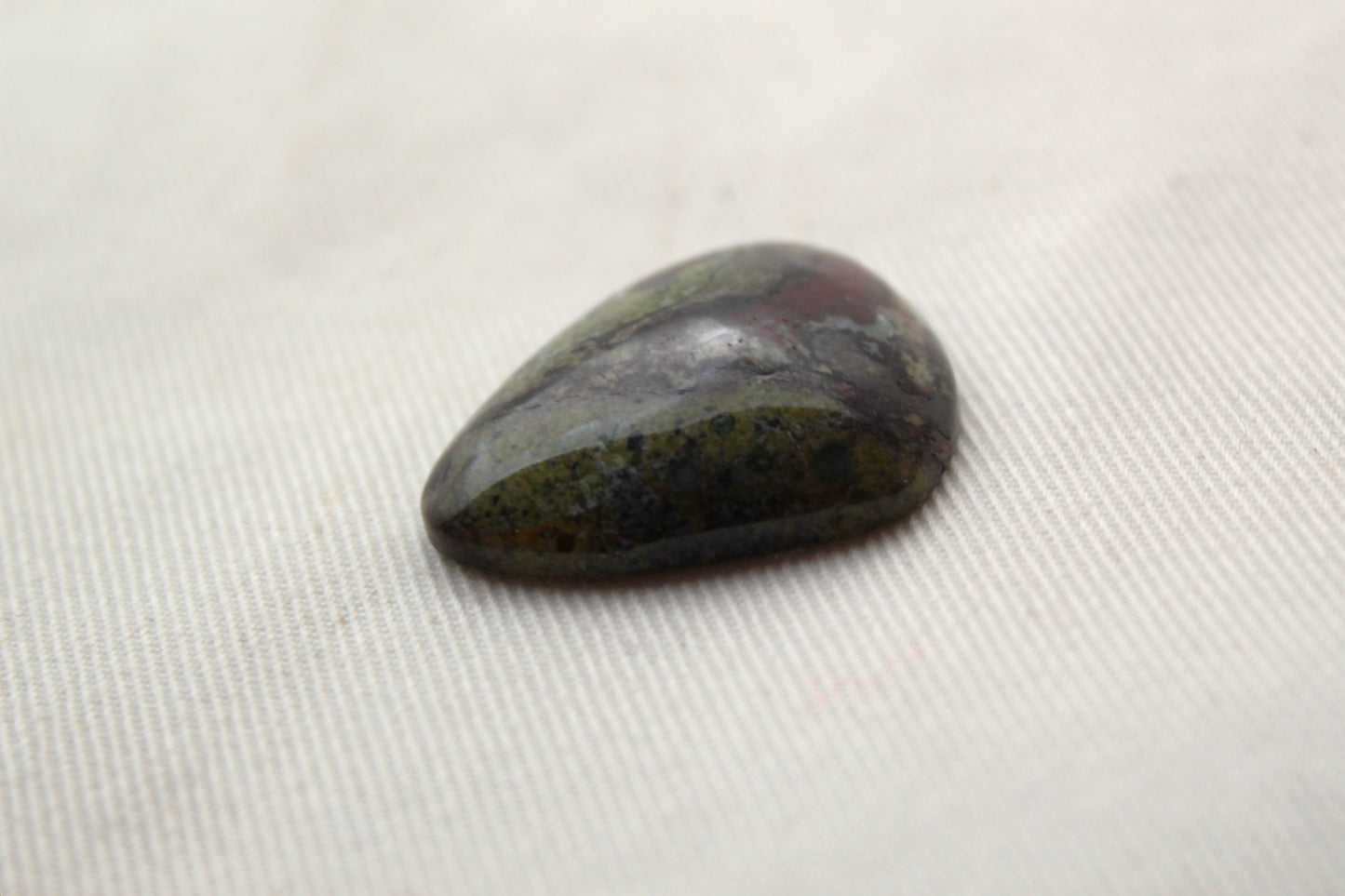 Dragon blood Stone cabochon freeform green red