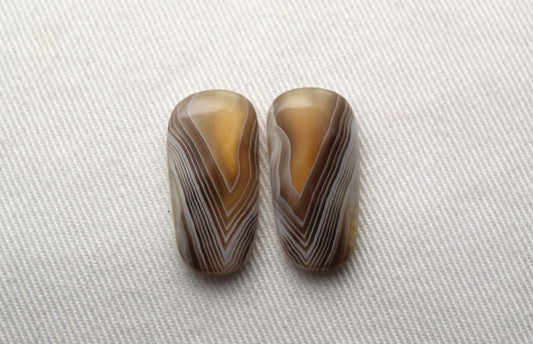 Botswana Agate Pair cabochon Gemstone beige