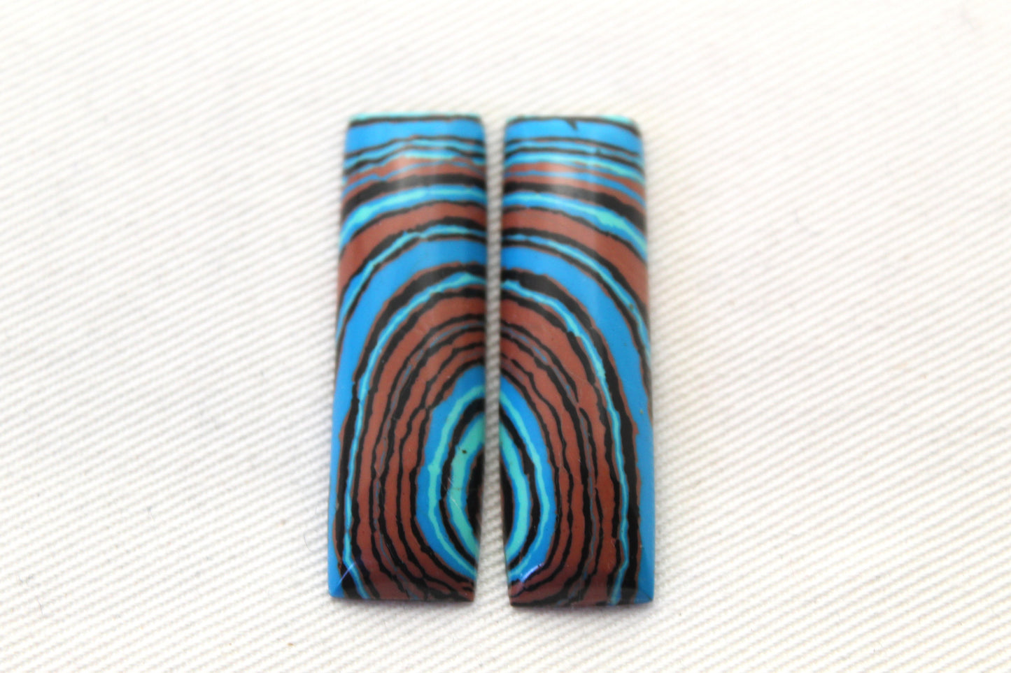SMALL Rainbow Calsilica Cabochons pair Pear 15X10MM (Copie)