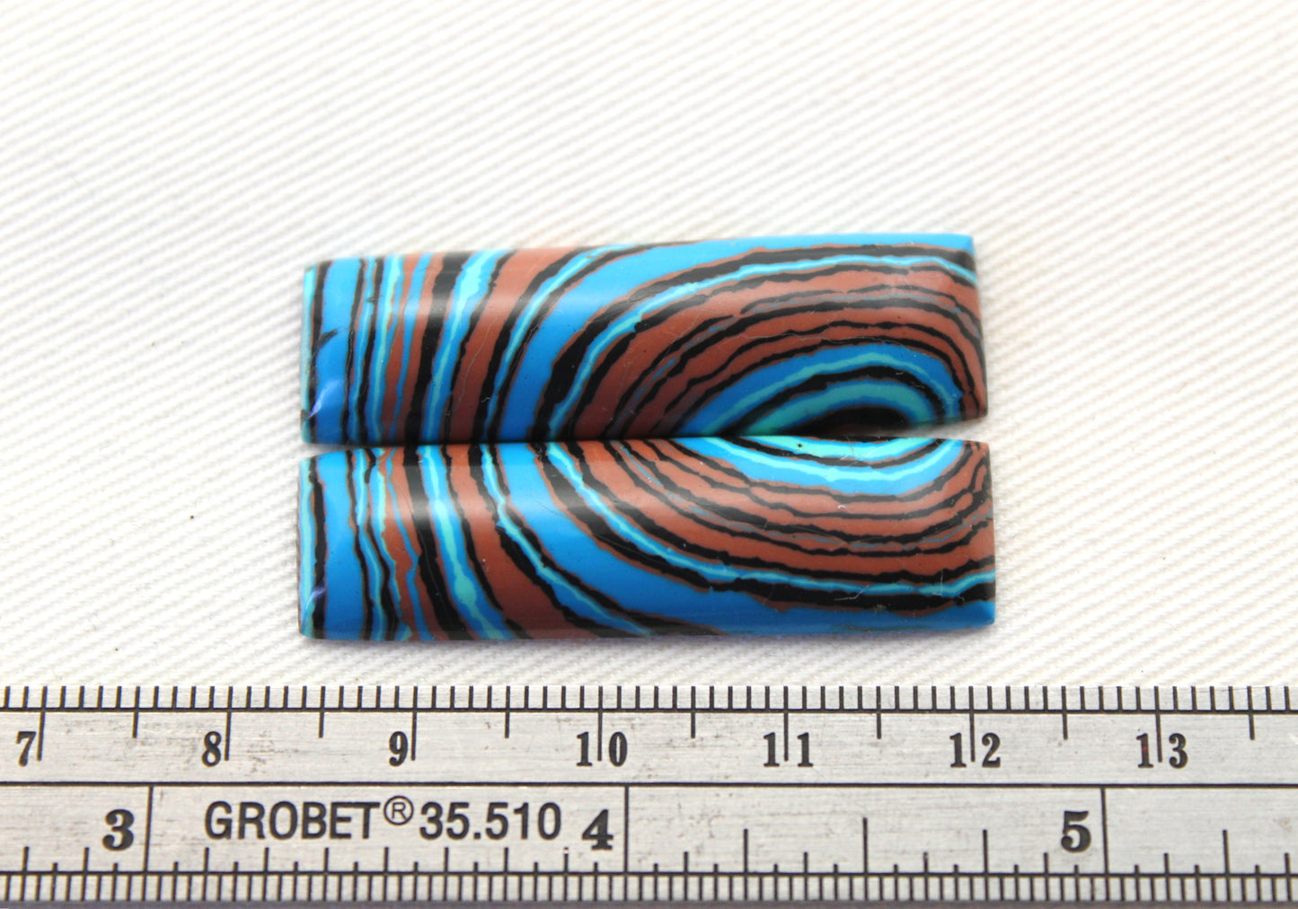 SMALL Rainbow Calsilica Cabochons pair Pear 15X10MM (Copie)
