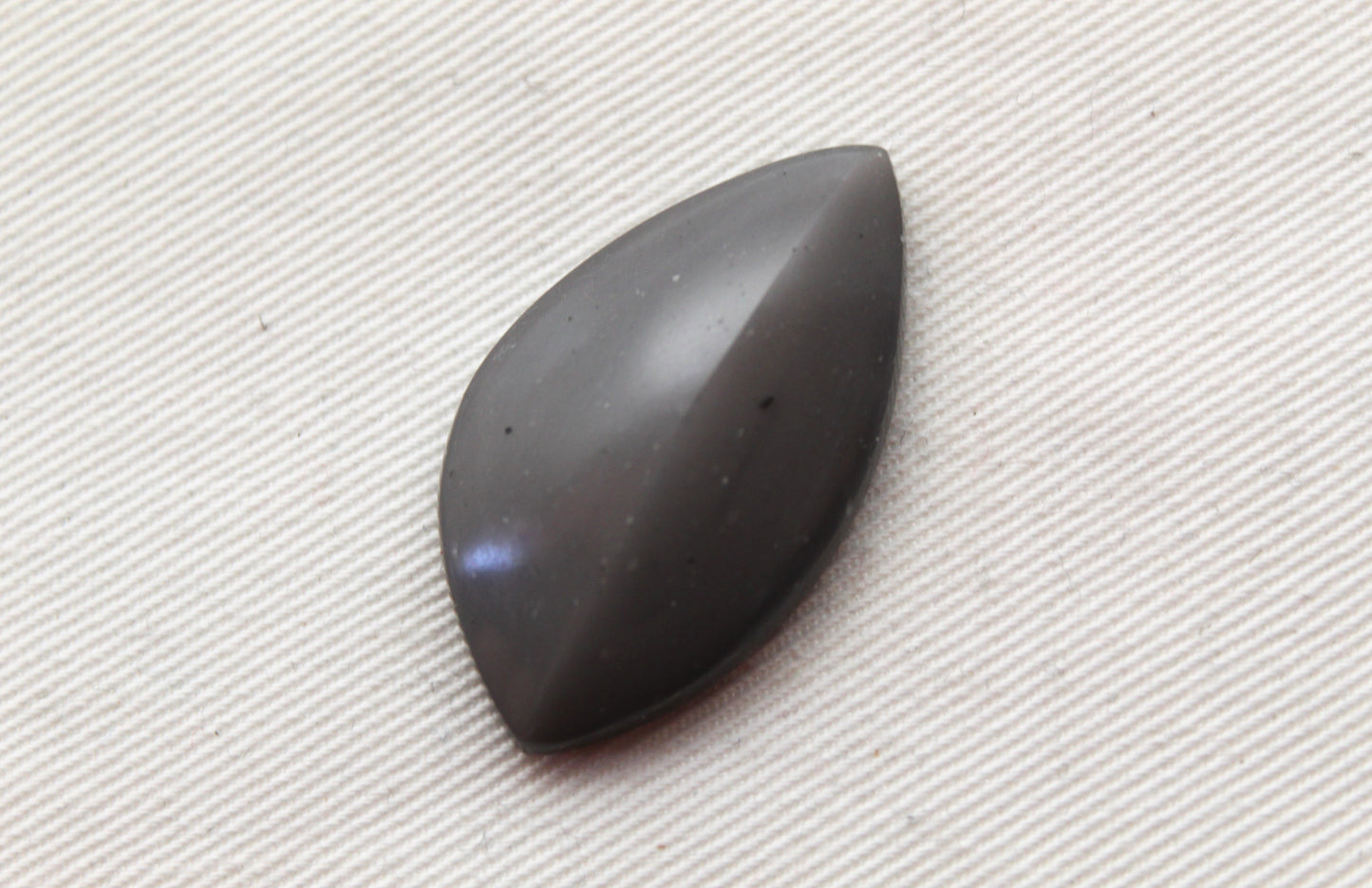 One Agni Manitite cabochon Gemstone Freeform