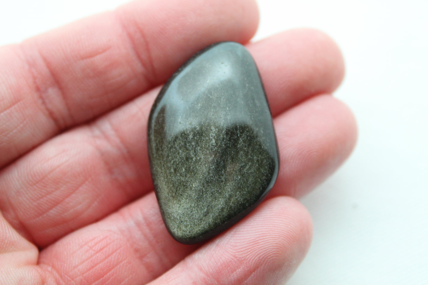 Cabochon d'obsidienne en or, forme libre, pierre gemme noire