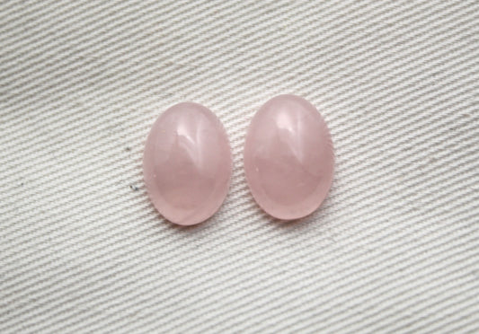TWO Pink Quartz cabochons Gemstones Oval 10x14MM