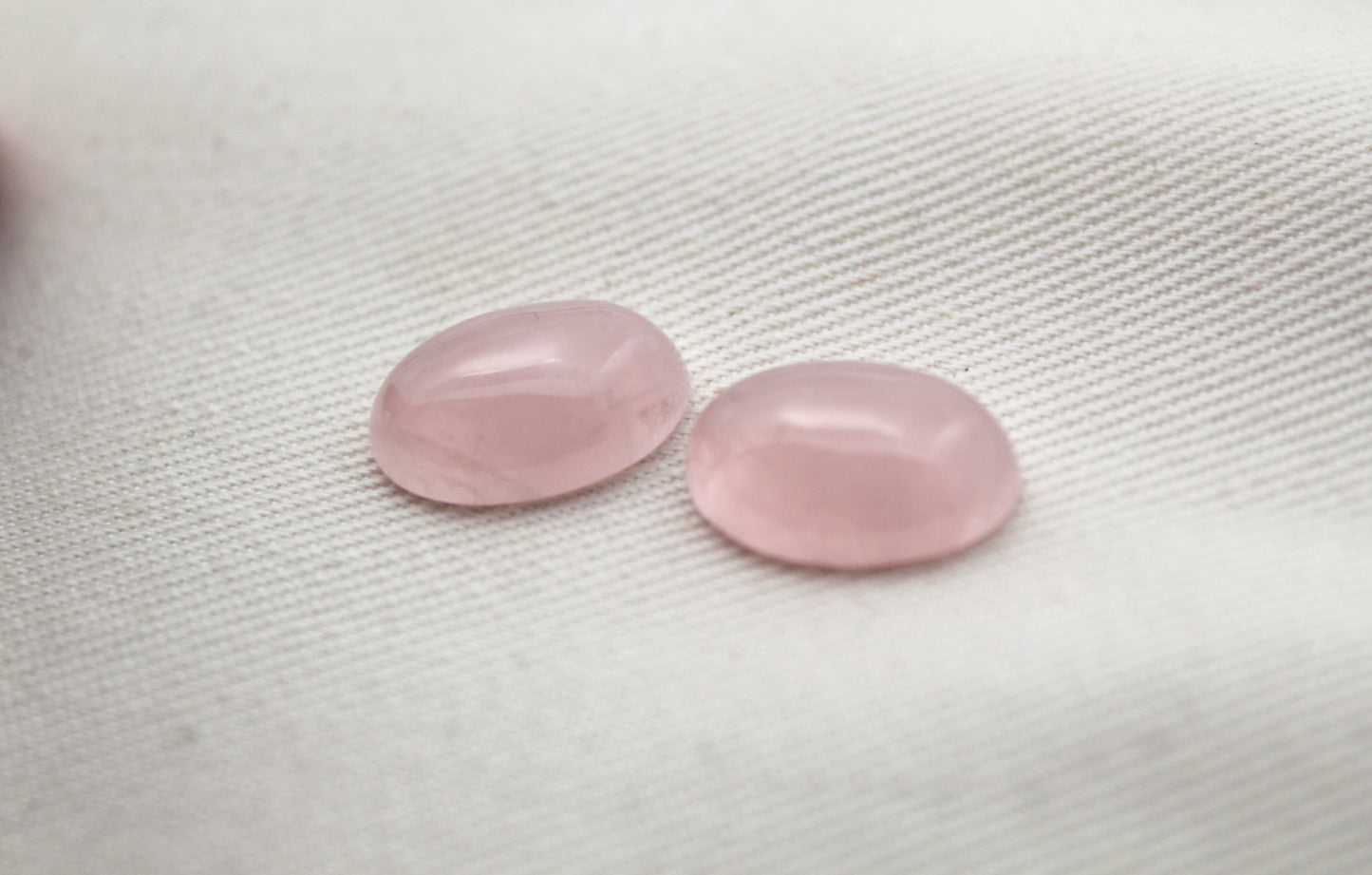 TWO Pink Quartz cabochons Gemstones Oval 10x14MM