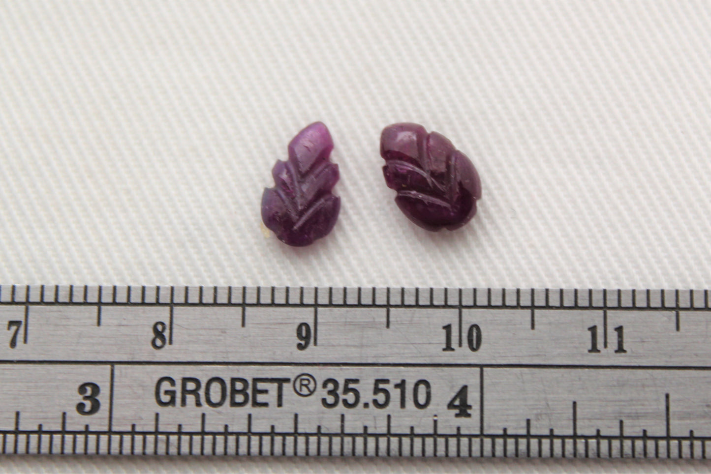 Lot of TWO  Mini Ruby Cabochons Engaved leaves