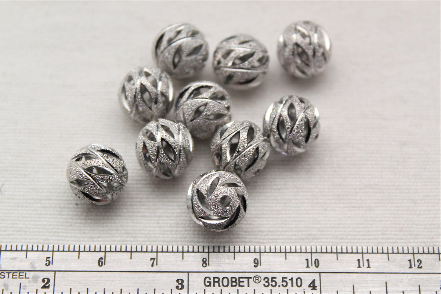 10 Frosted Silver Metal Round Beads 12 mm