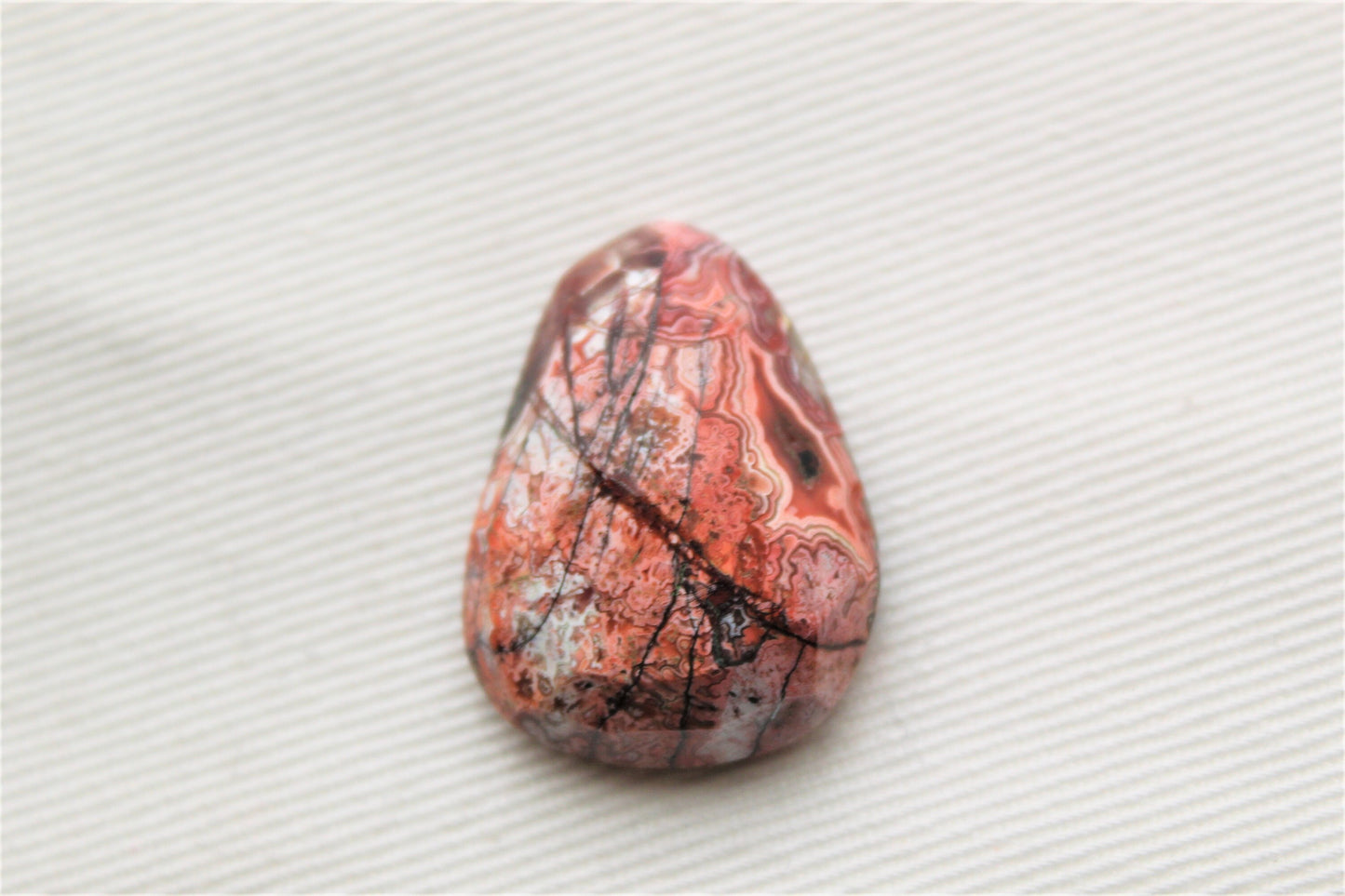 Rose cut Laguna Lace Agate Freeform Gemstone Cabochon red