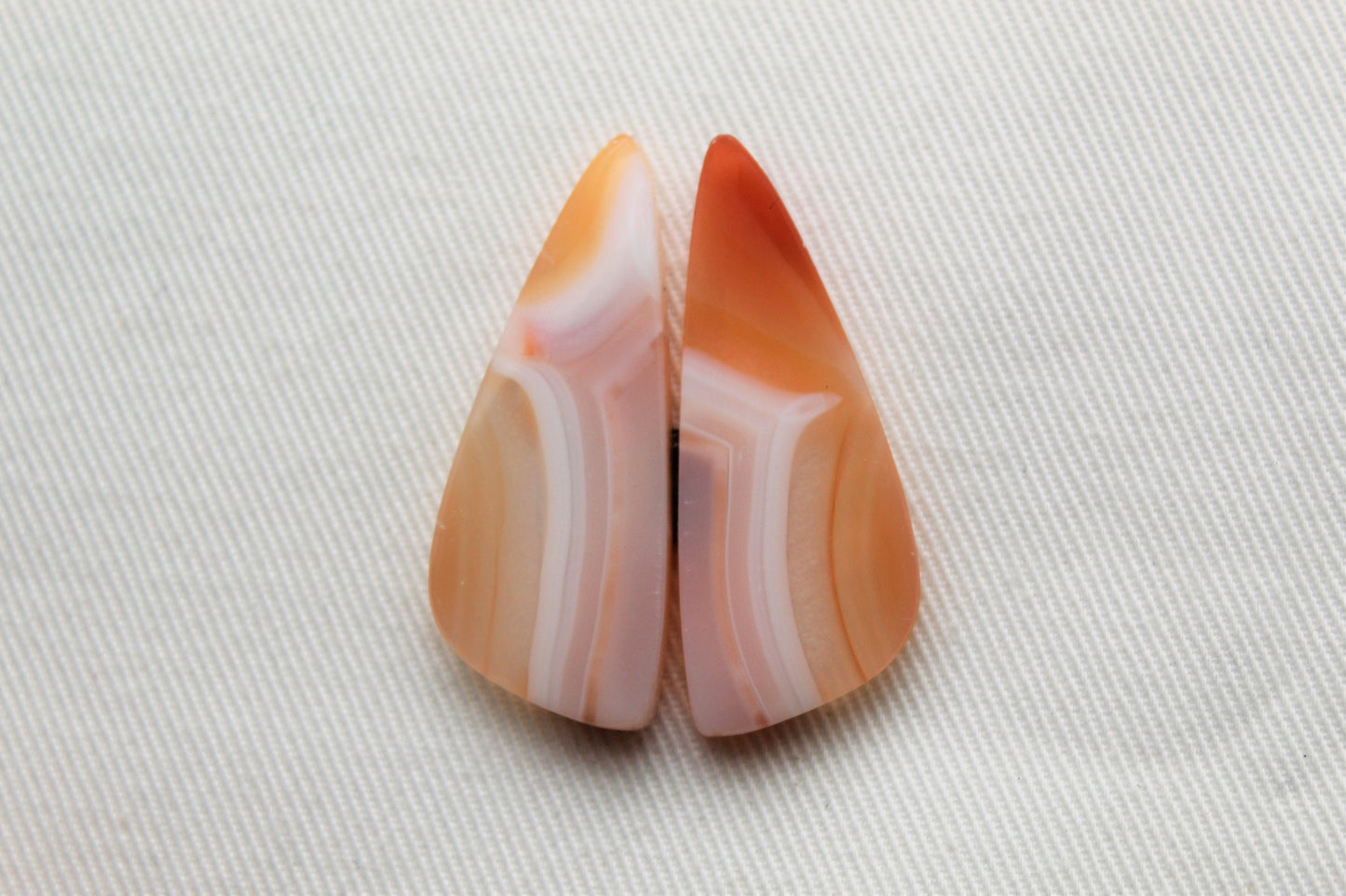 Paire de Cabochons Agates Bandes blanc pêche