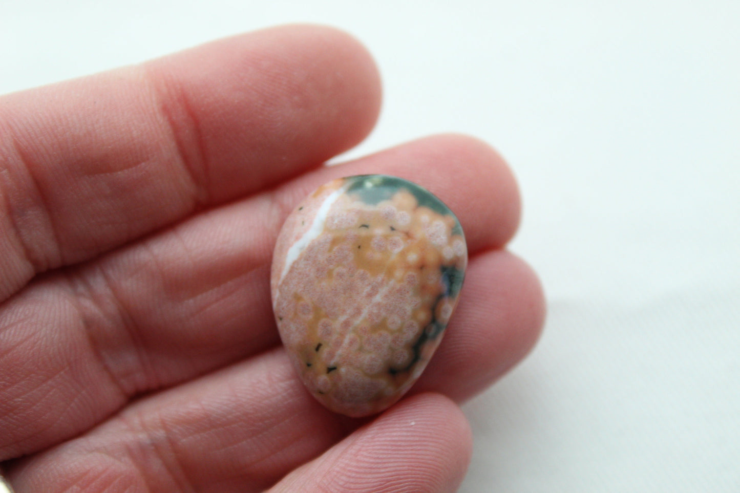 Ocean Jasper Cabochon Gemstone pierre verte rose de forme libre