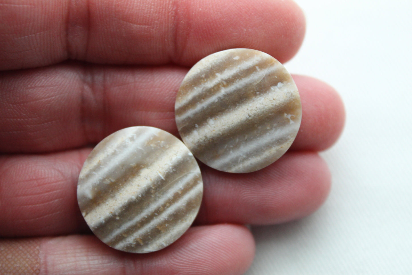 Paire de Cabochons Jaspe beige rubané rond 22MM