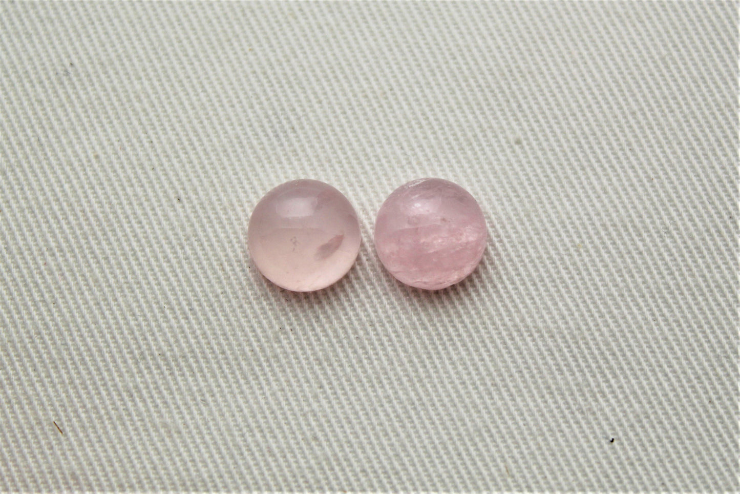 <tc>DEUX cabochons Quartz Rose Pierres naturelles rondes 10MM</tc>